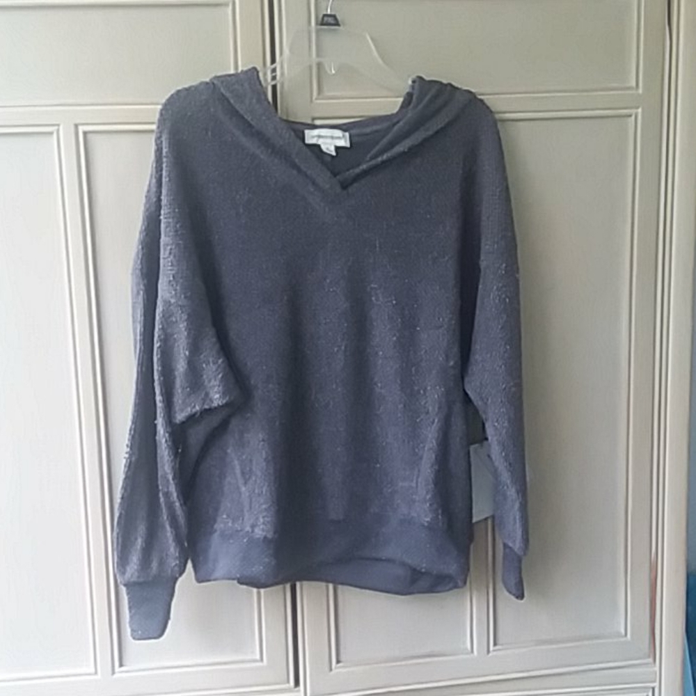 NWT Coverstitched  overhead hoodie